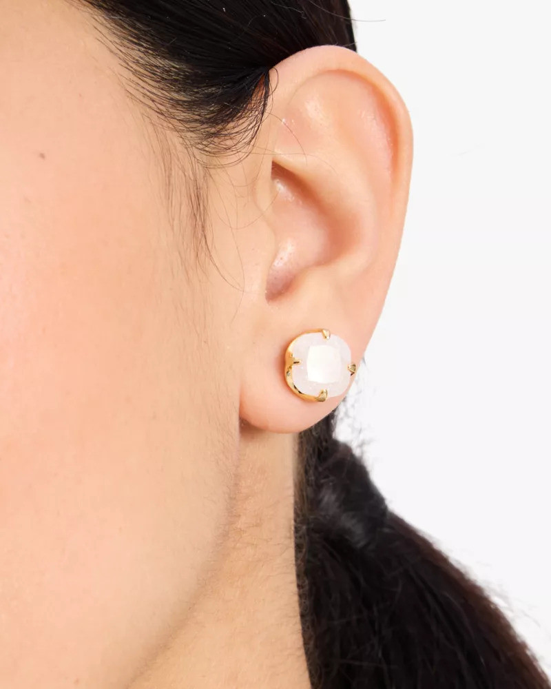 kate spade Pop Of Joy 10mm Spade Flower Studs outlook