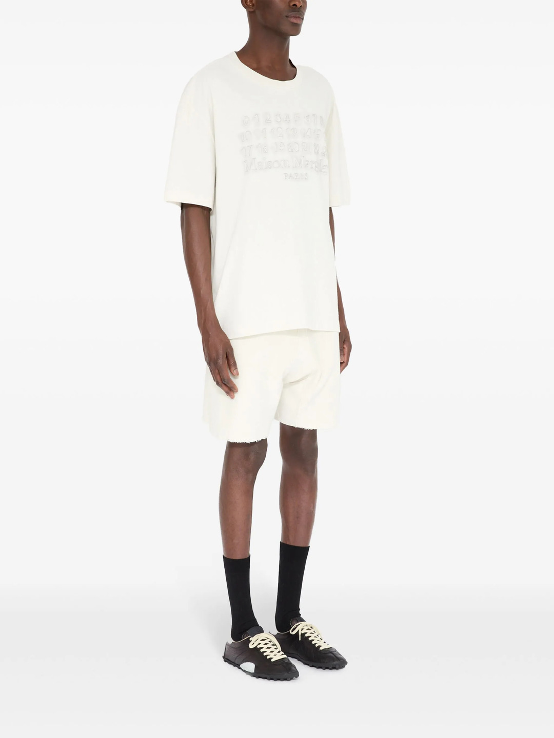 Embroidered Logo T-Shirt - 3