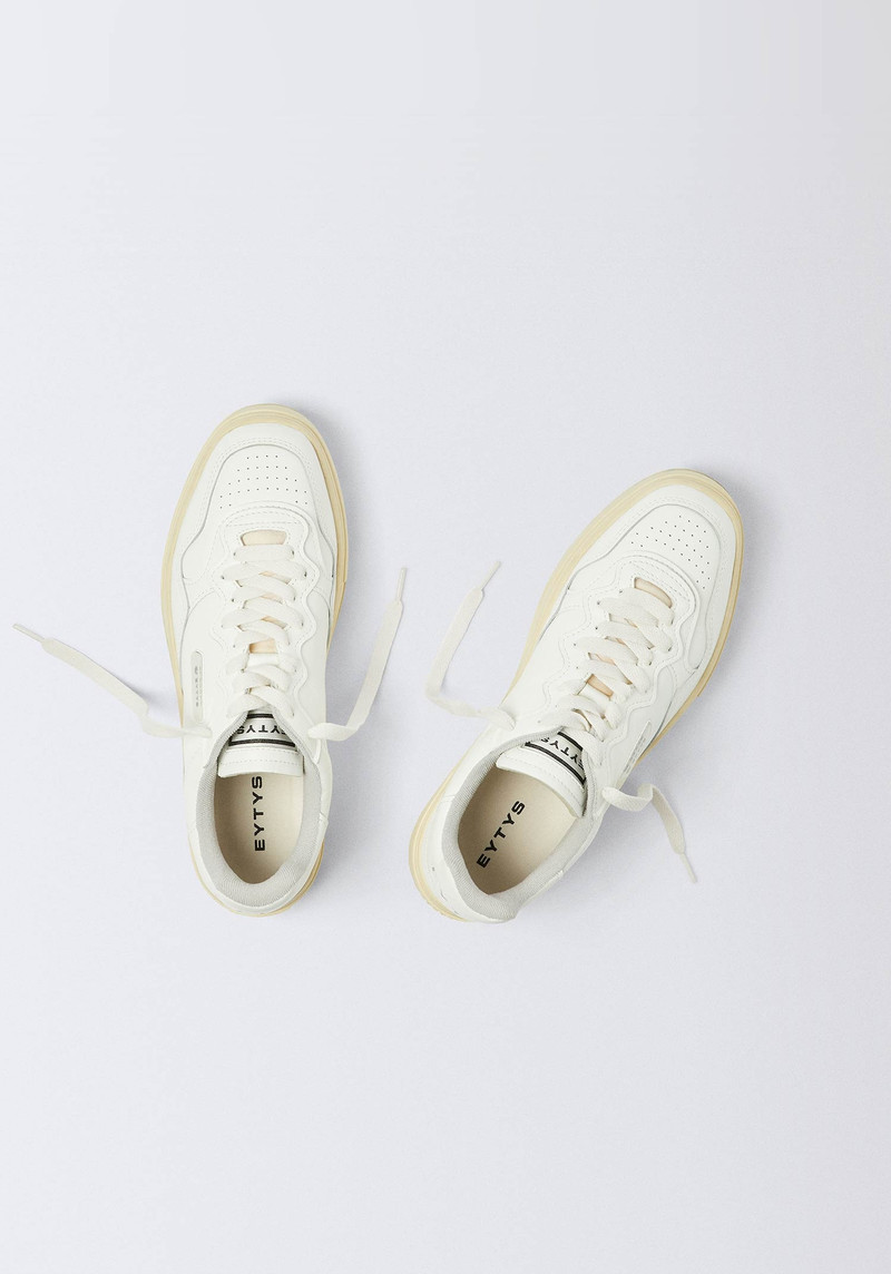 TROPHY LEATHER WHITE 6