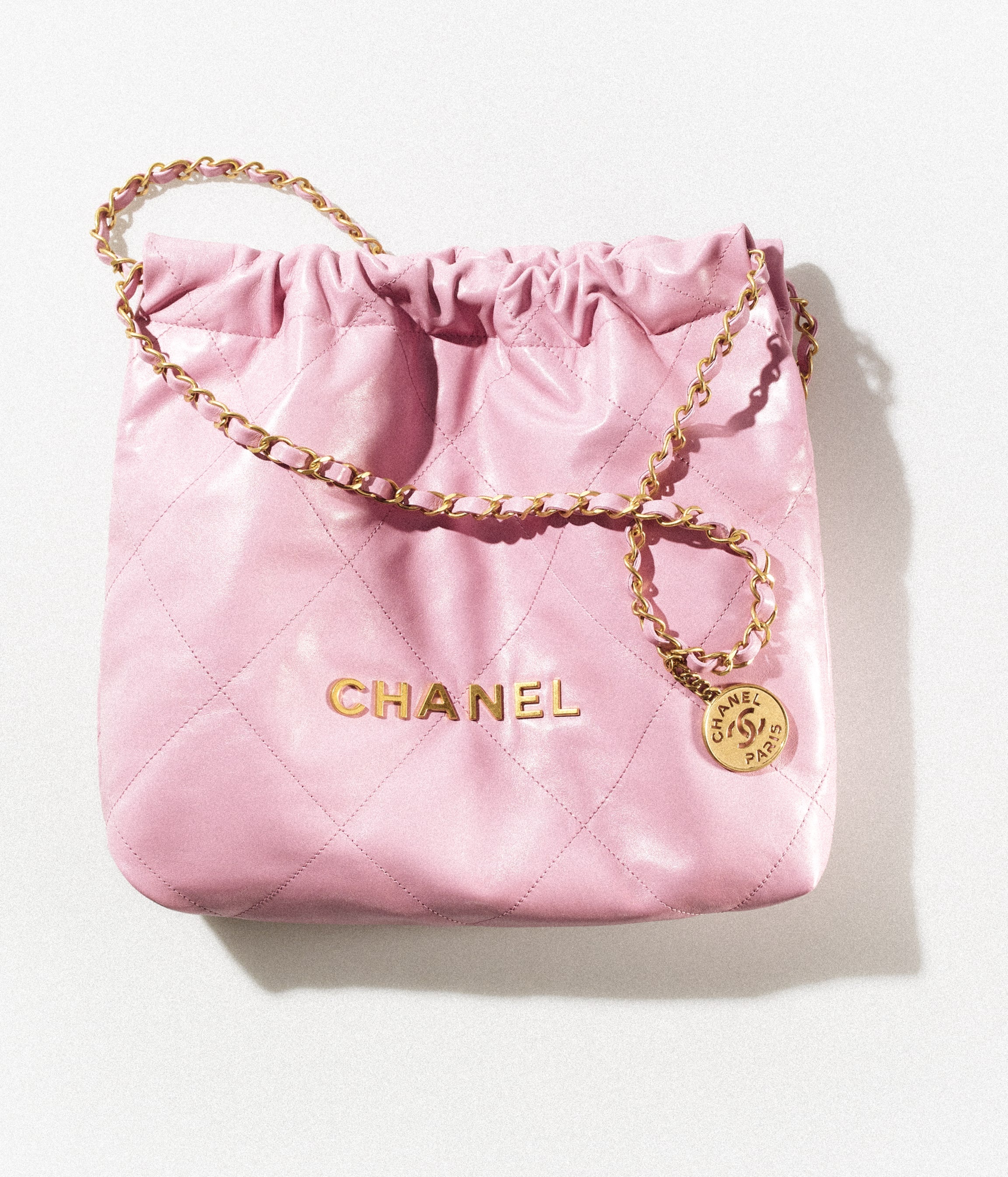 CHANEL 22 Small Handbag - 1