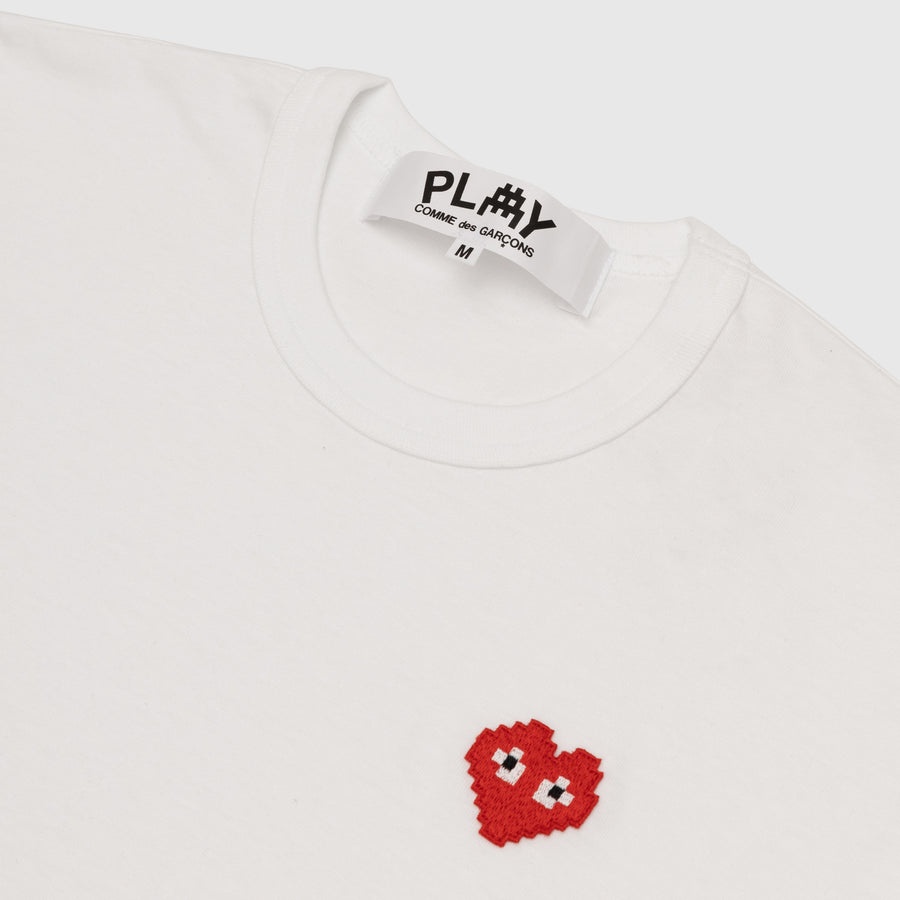 PIXELATED RED HEART S/S T-SHIRT X INVADER - 2