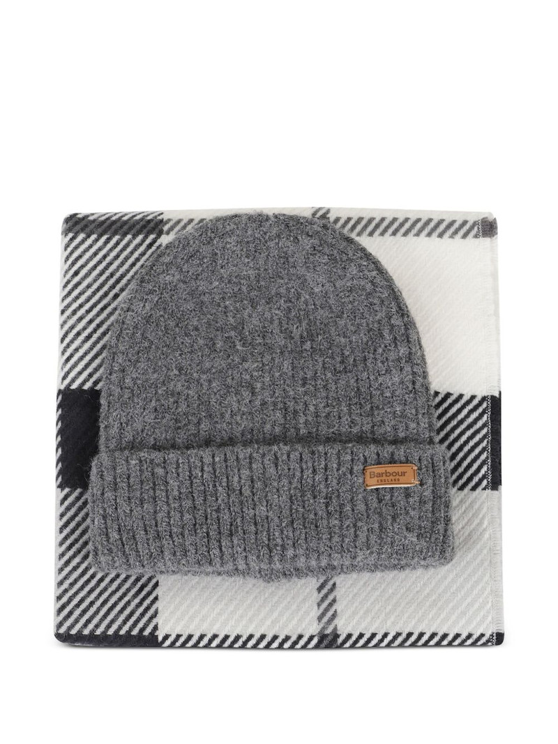 knitted beanie-scarf set 1