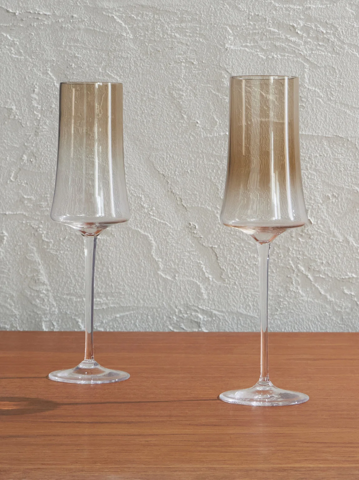 Set of Two Murano Glass Flute Glasses - 1