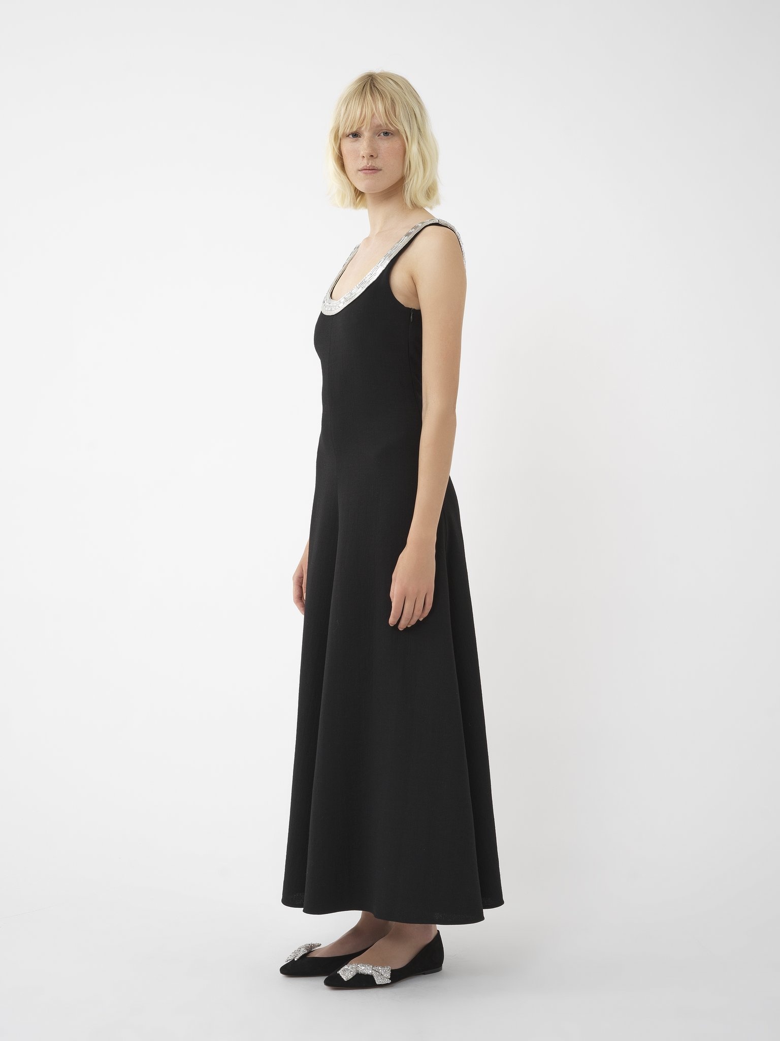 EMBROIDERED LONG OPEN-BACK DRESS - 4