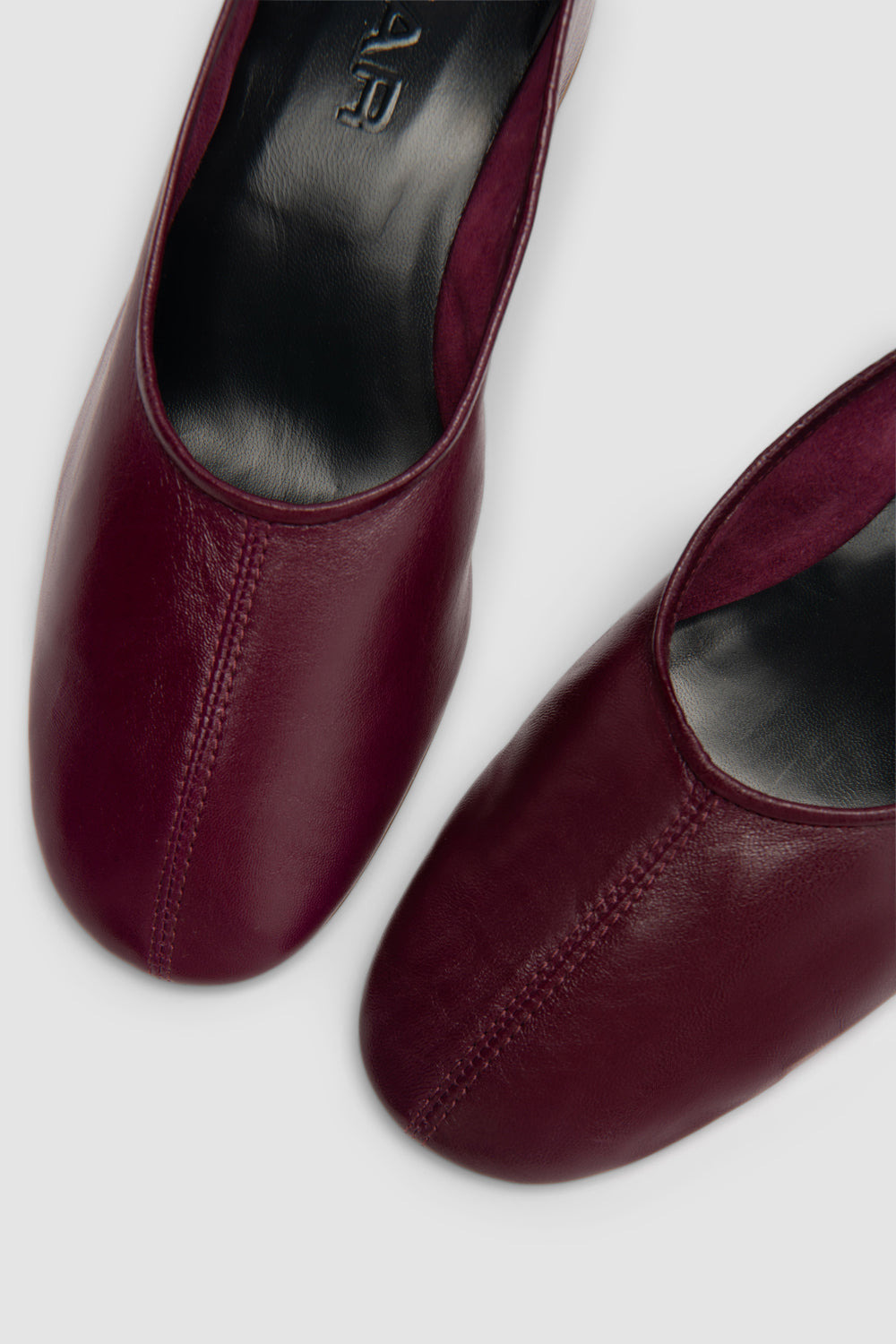 Prudence 45 Raisin Creased Leather Pump - 3