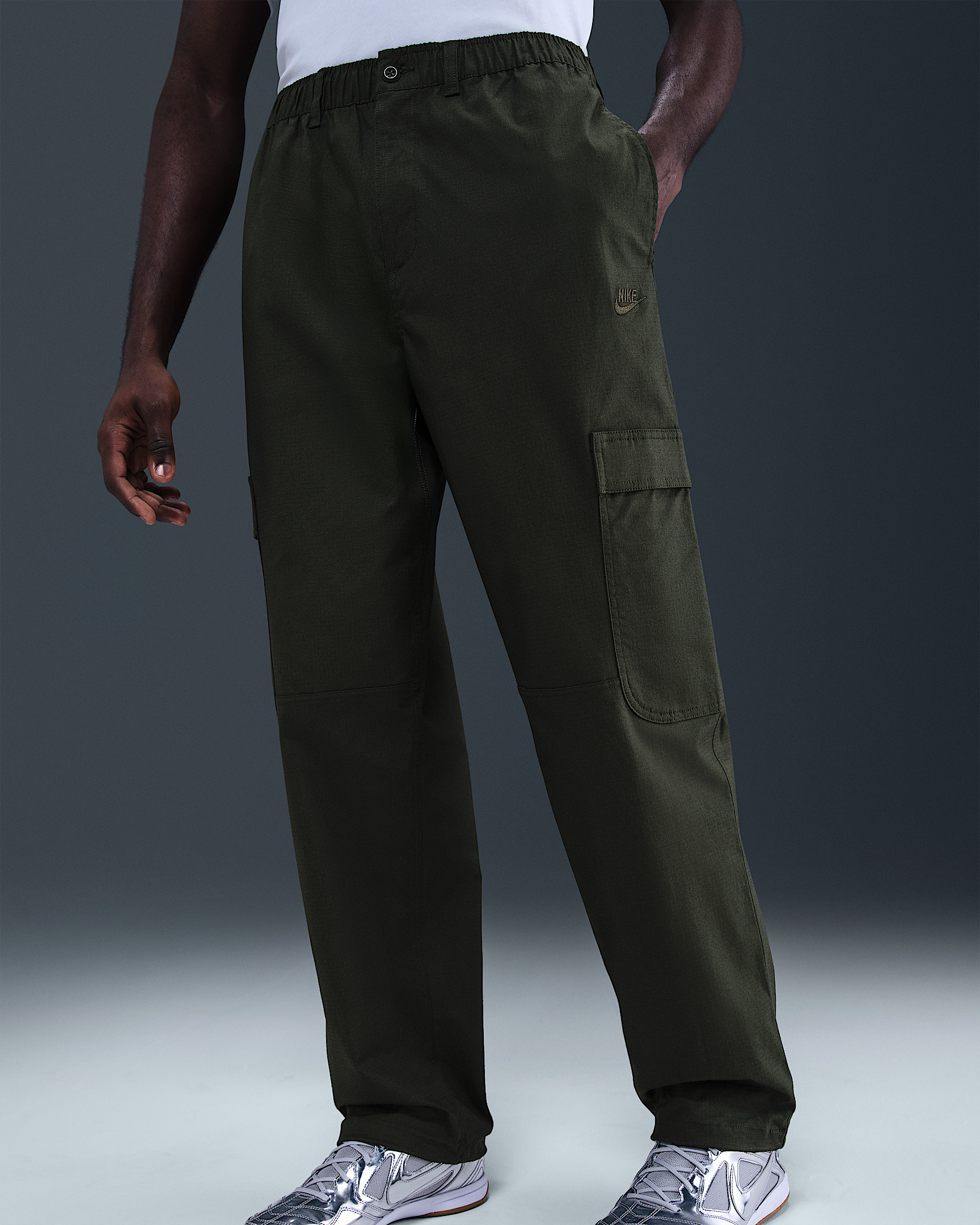Nike Sportswear Club Men's Woven Cargo Pants - 2