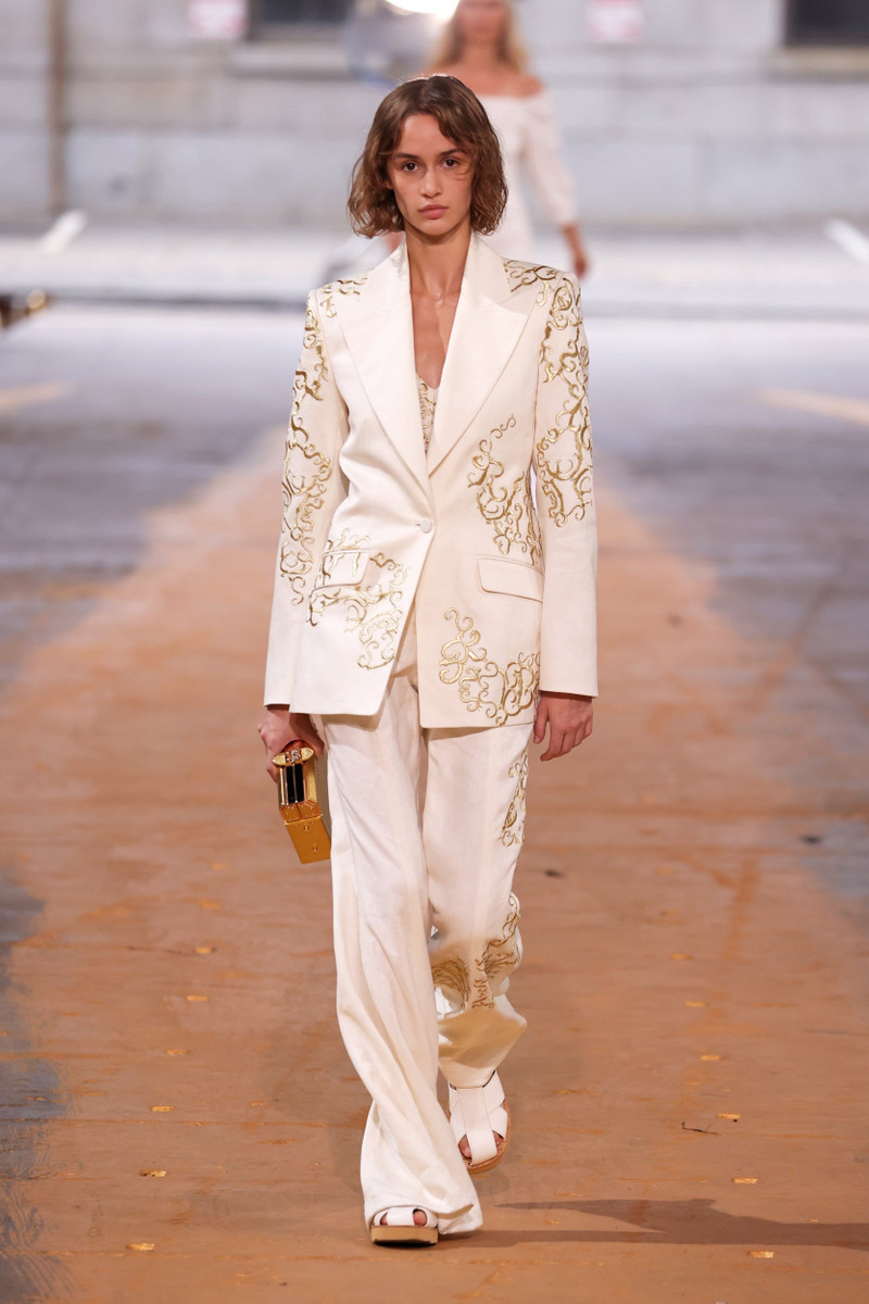 GABRIELA HEARST Leiva Blazer in Linen outlook