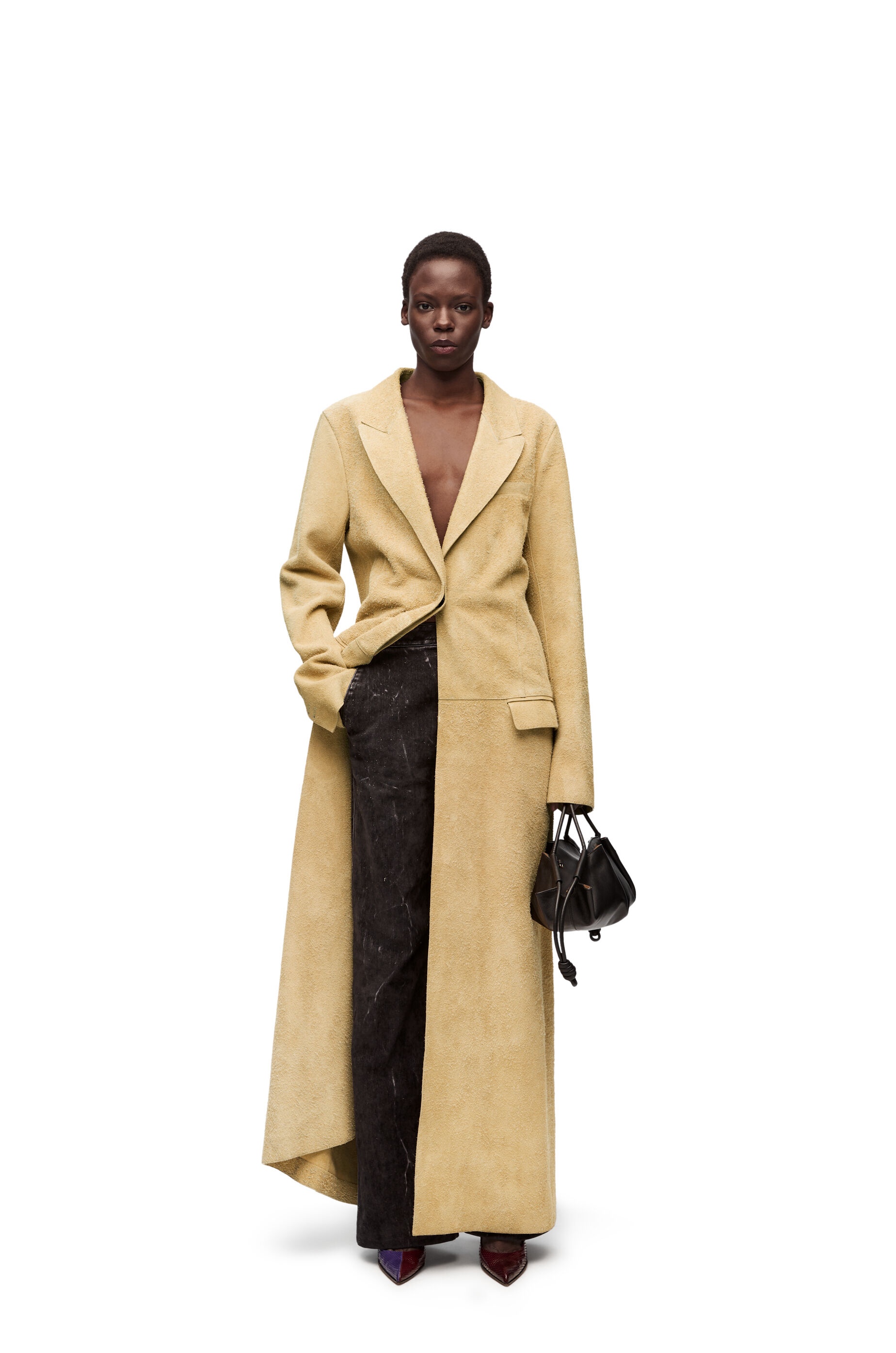 Tailored coat in suede calfskin - 2