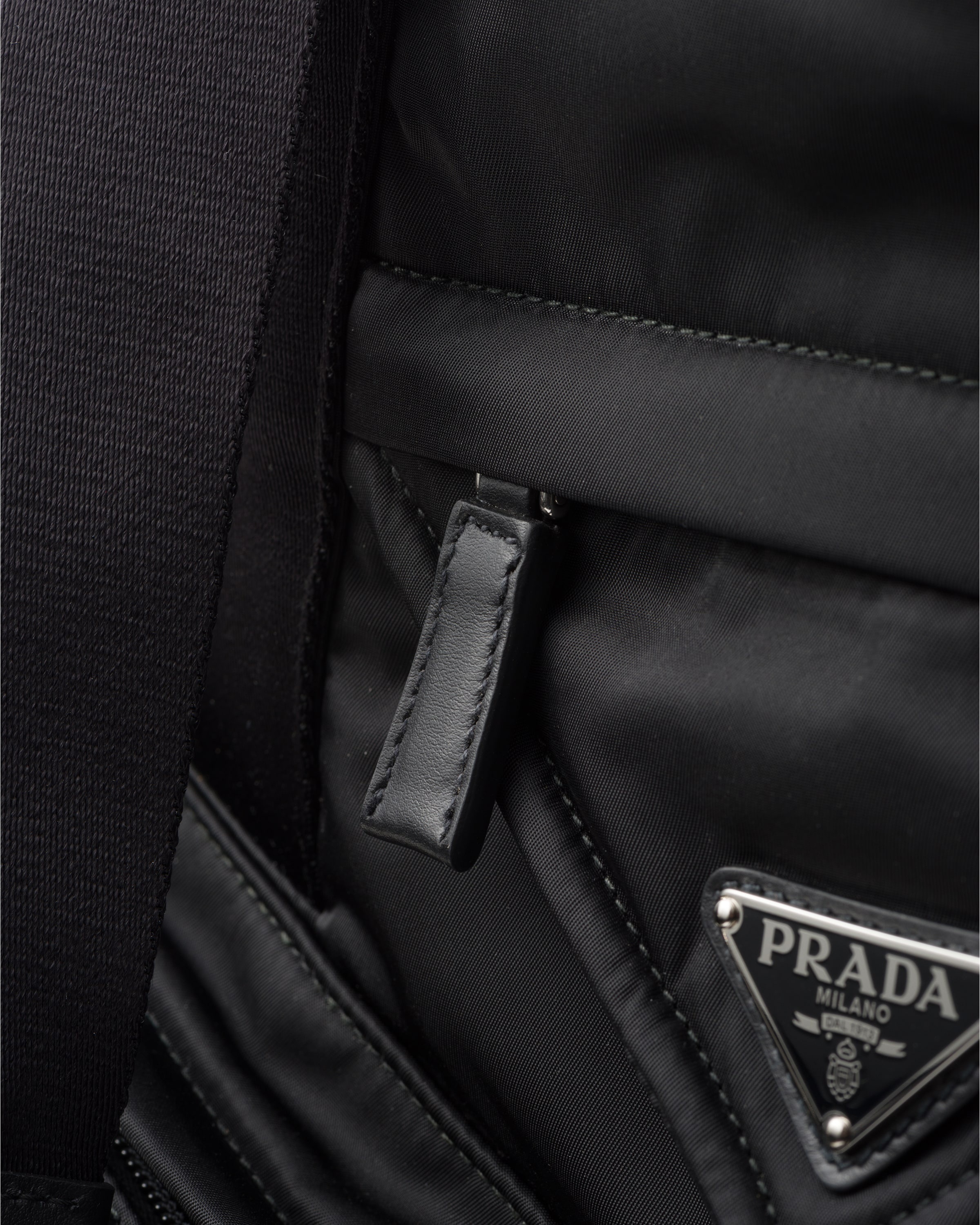 Re-Nylon and leather tote bag - 6