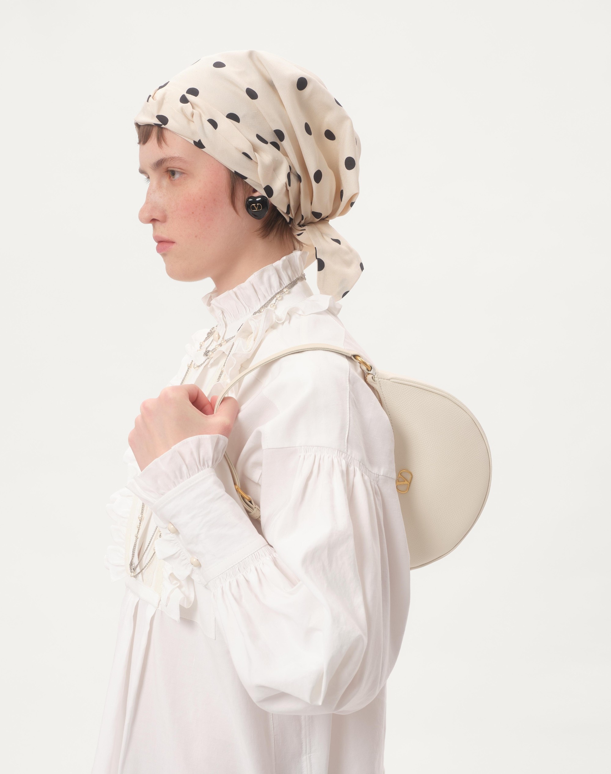 VLOGO SIGNATURE MINI HOBO BAG IN GRAINY CALFSKIN - 7