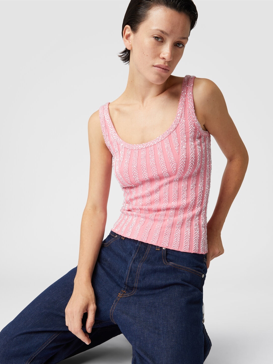 Zig zag ribbed tank top with sequins - 4