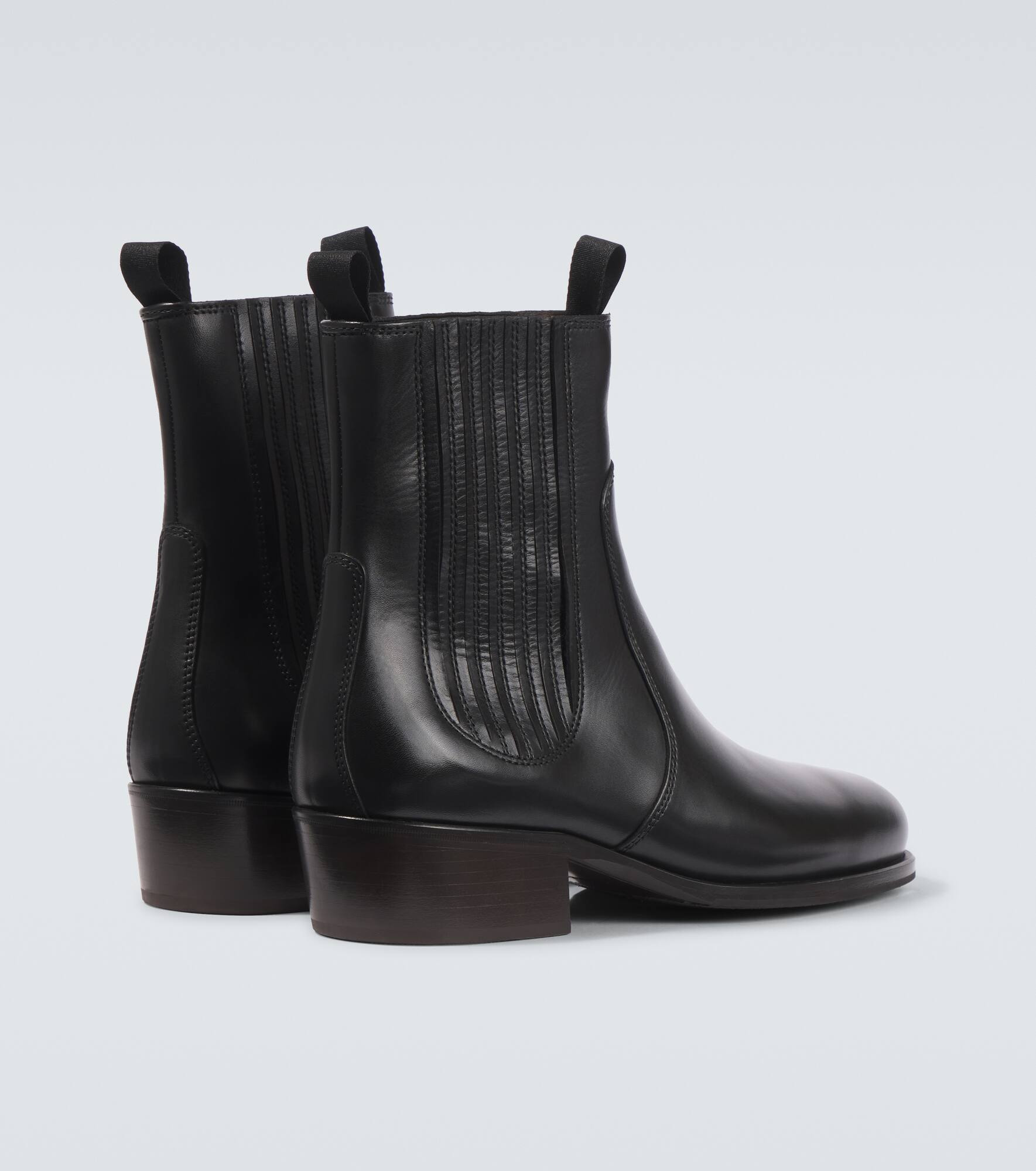 Leather Chelsea boots - 6