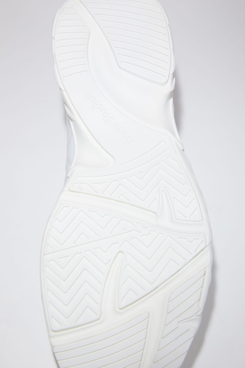 Trail Sneakers - White 6