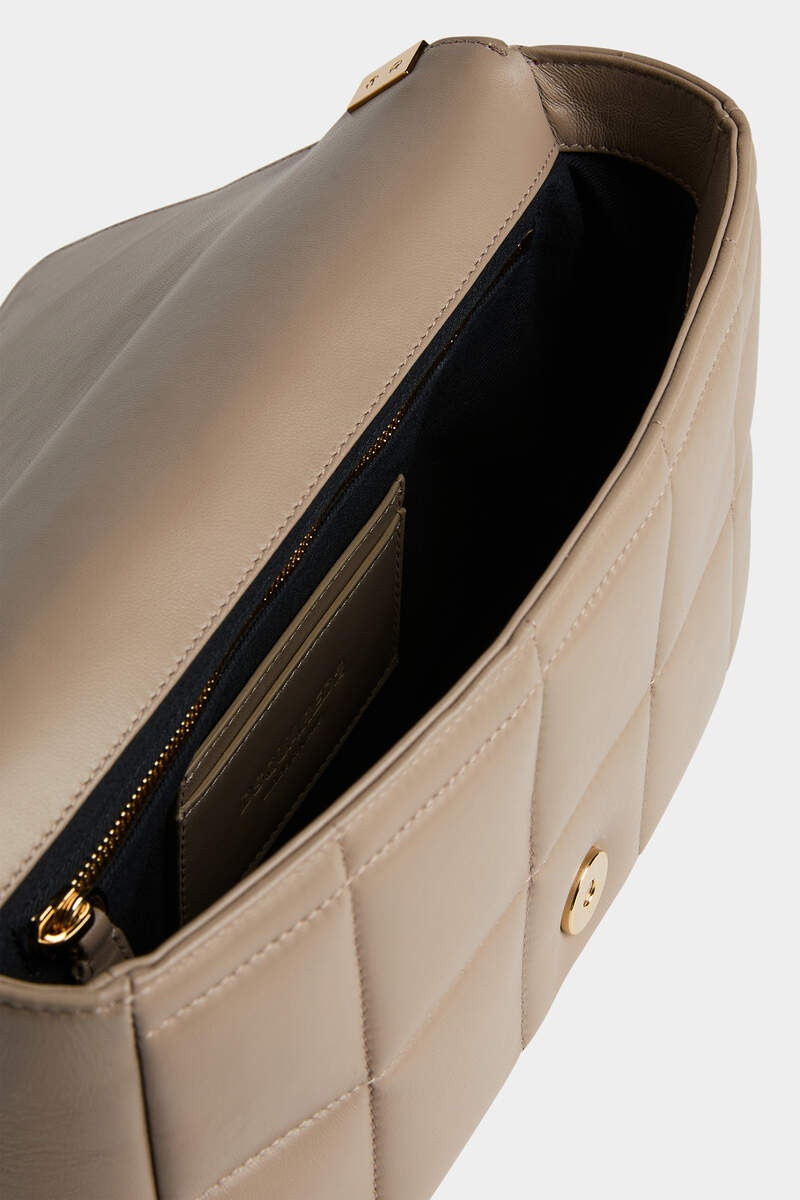 D2 STATEMENT SOFT SHOULDER BAG 5