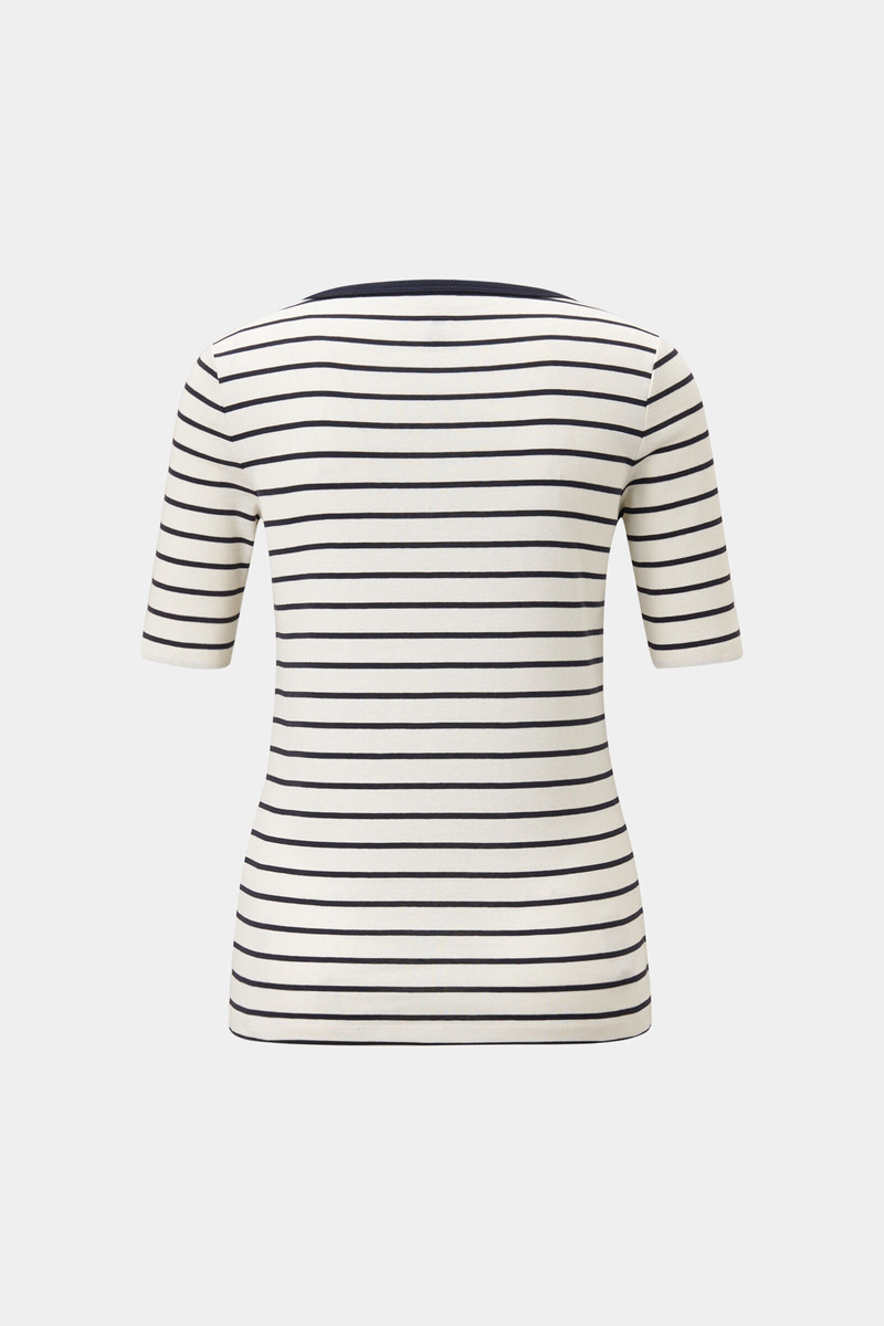 BOGNER T-shirt Louna in Off-white/navy blue outlook