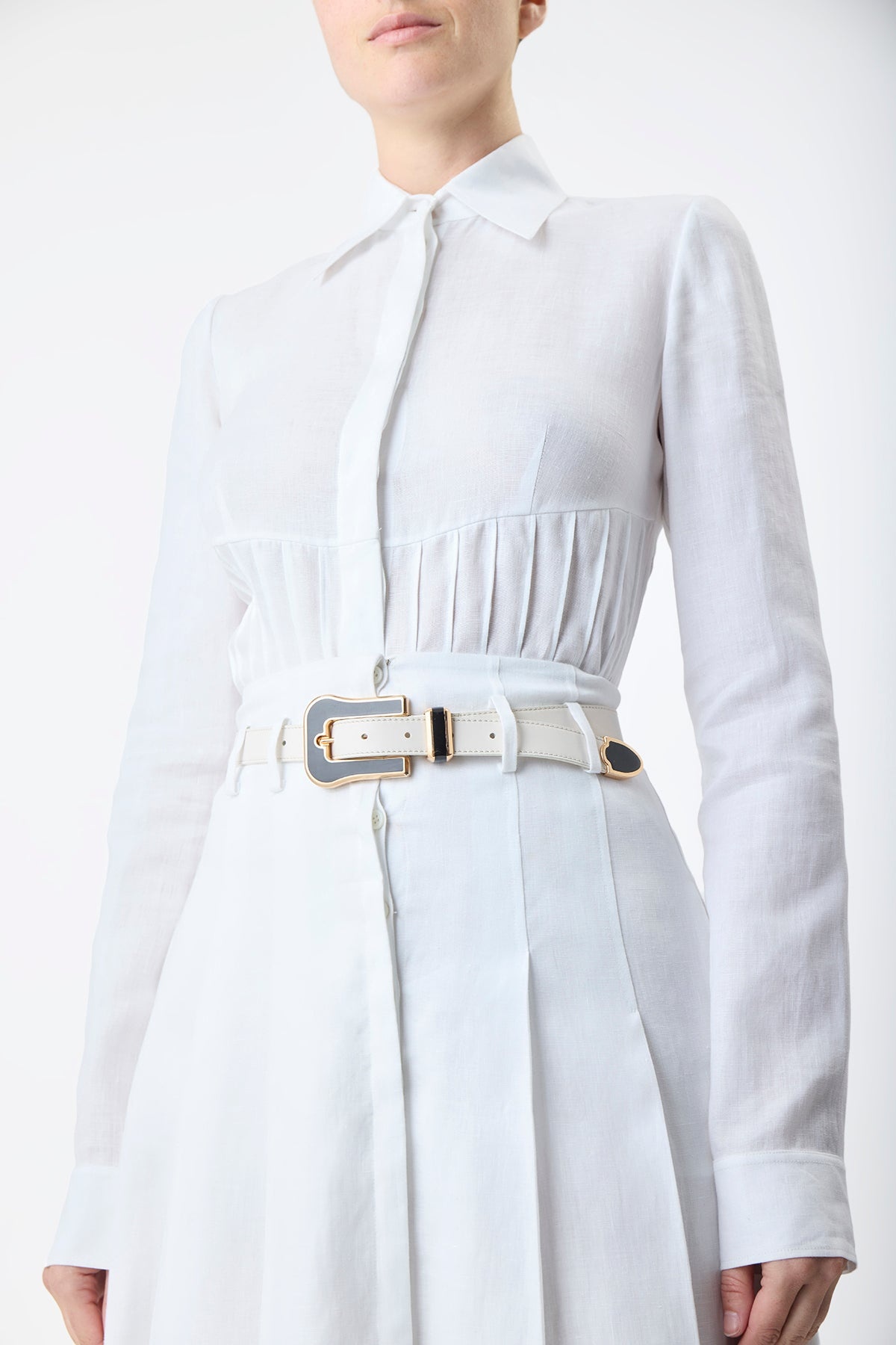 Duff Pleated Top in Aloe Linen - 6