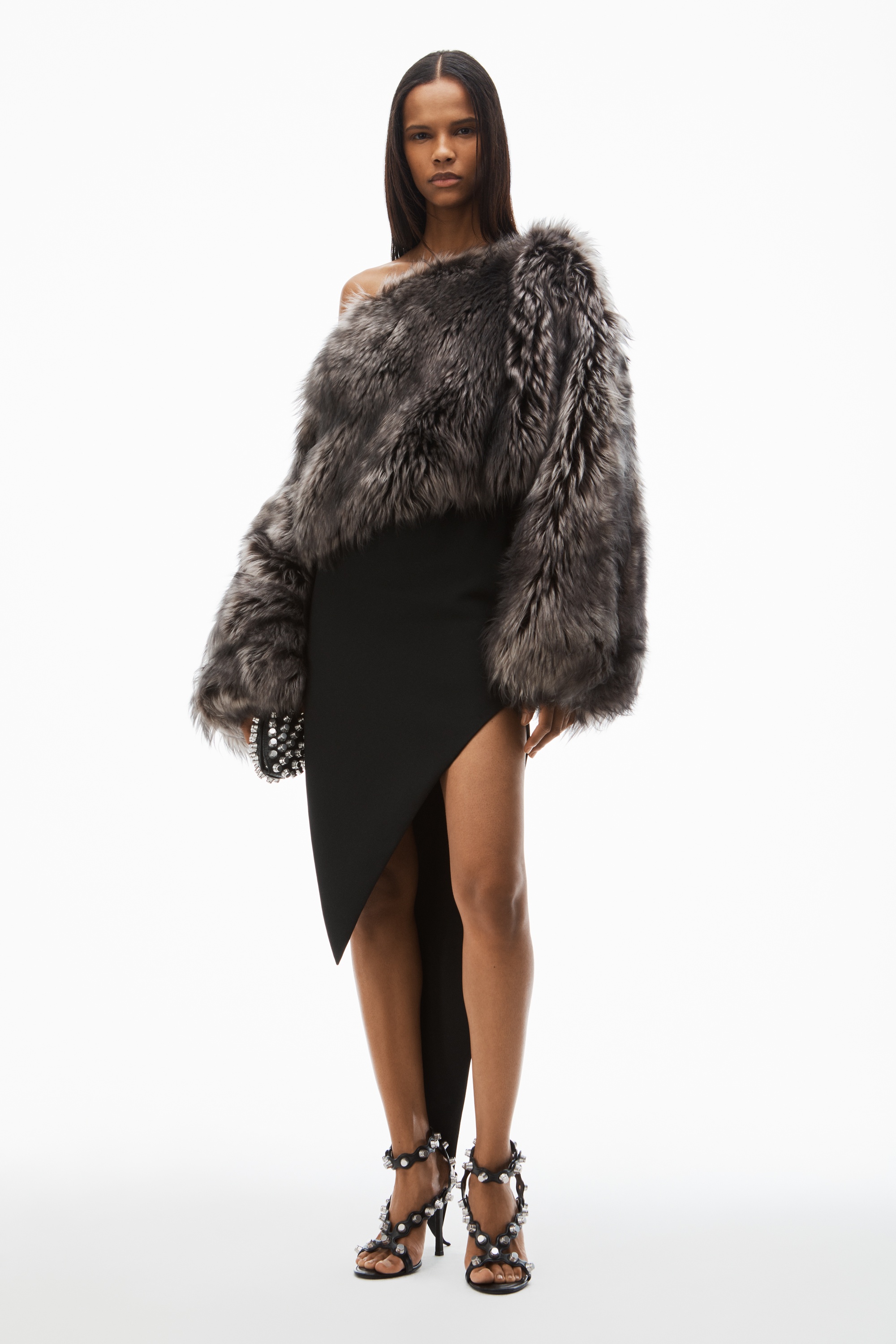 oversize cropped shrug in lamb shearling - 6