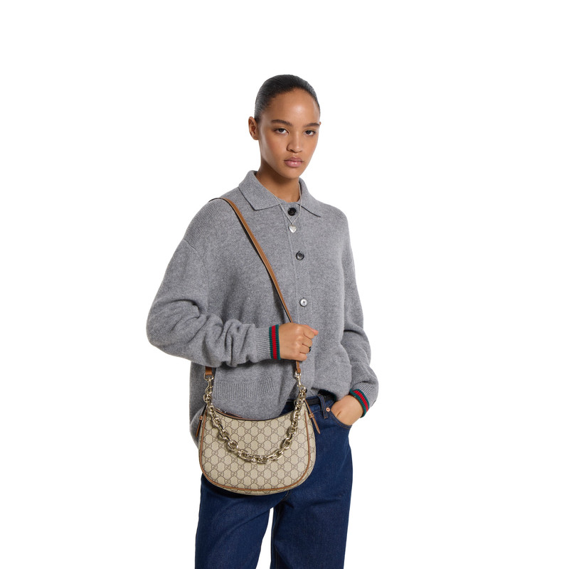 GG Emblem medium shoulder bag 3