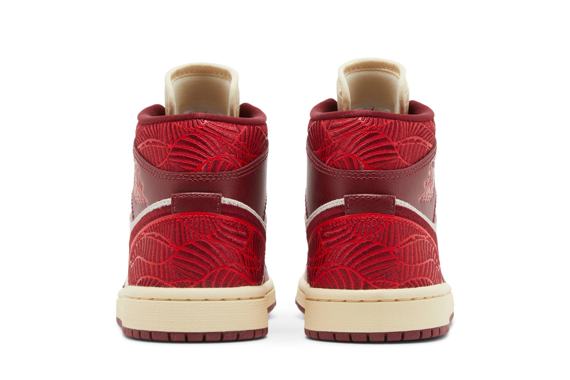 Wmns Air Jordan 1 Mid SE 'Lift Up' - 6