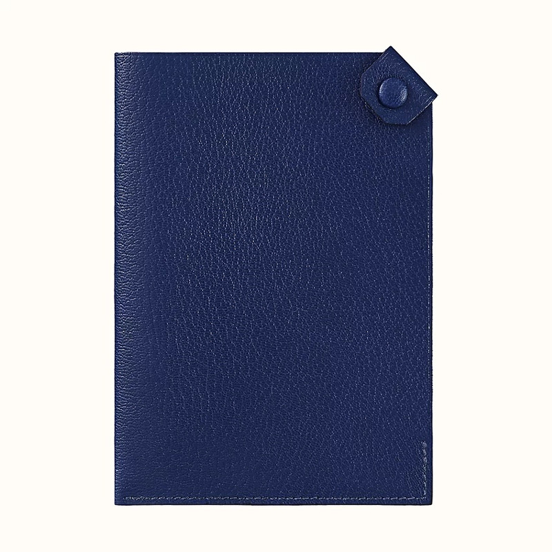 Tarmac passport holder 1