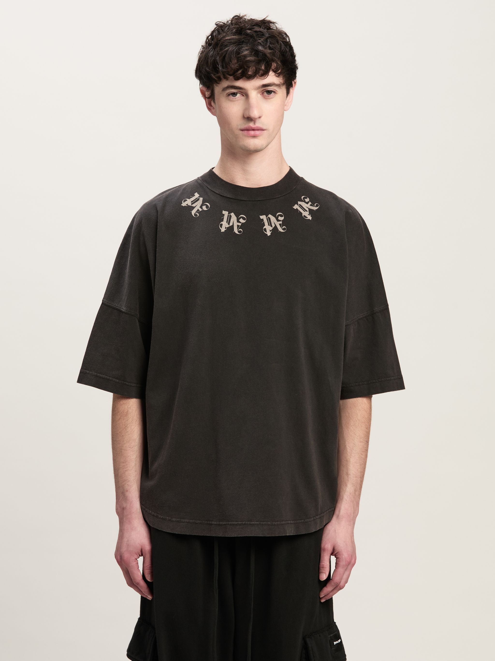 STATEMENT MONOGRAM T-Shirt - 3