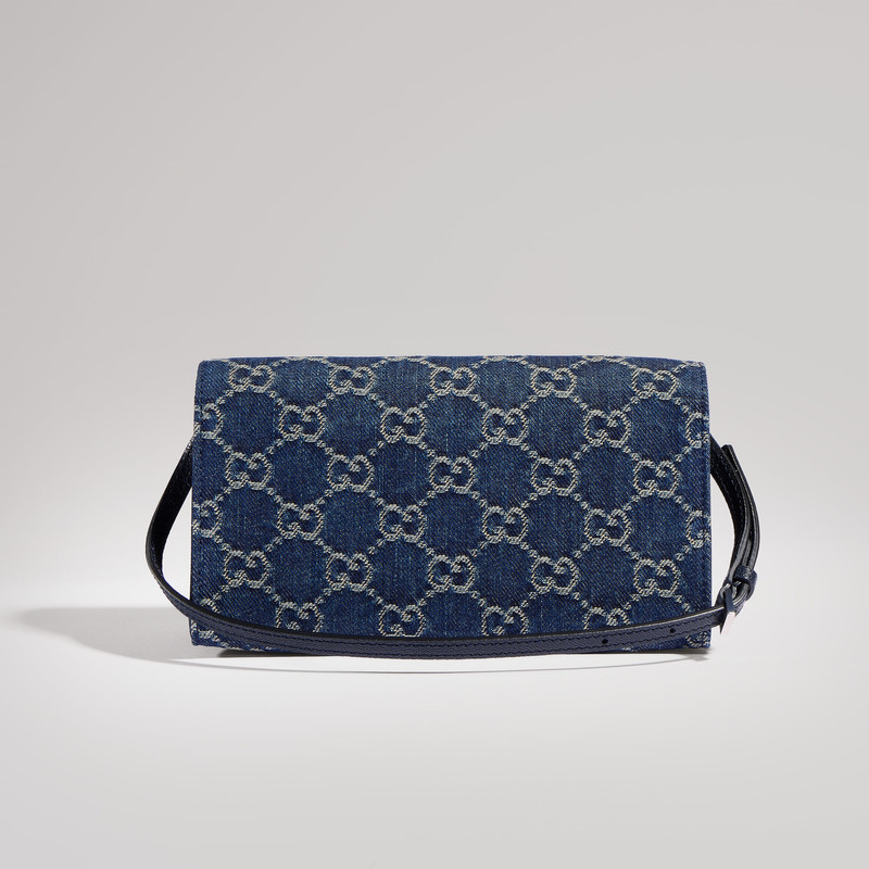 Small pouch with strap and Gucci plaque 7