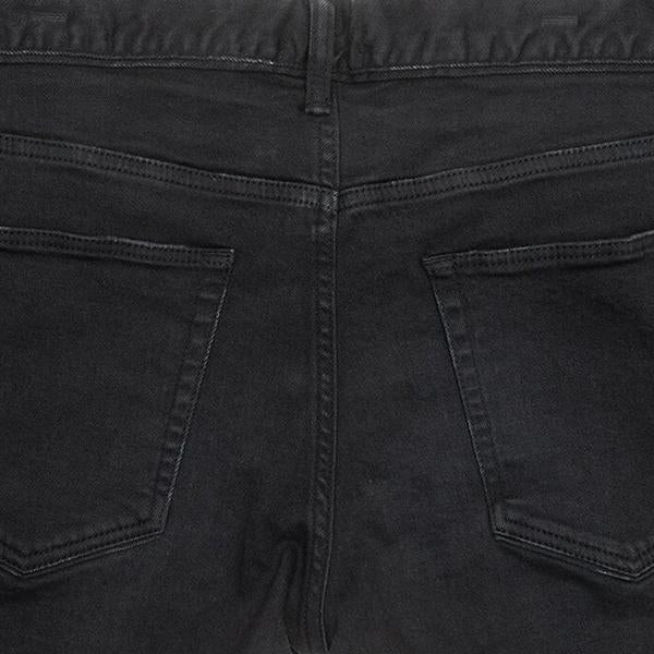 THE CAST 2 - CARBON - 5