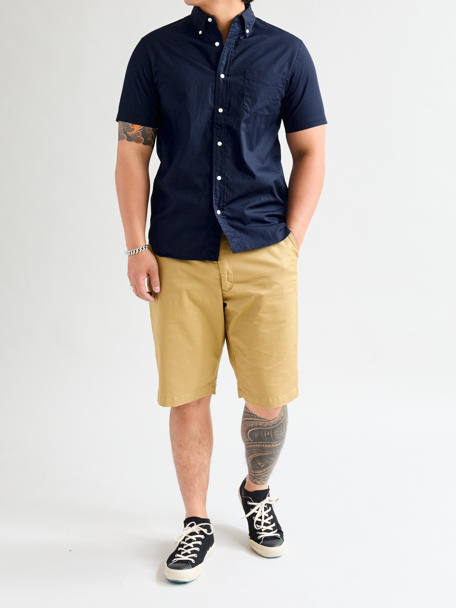 Broad Cloth Short Sleeve Button-Down Shirt in Navy - 12