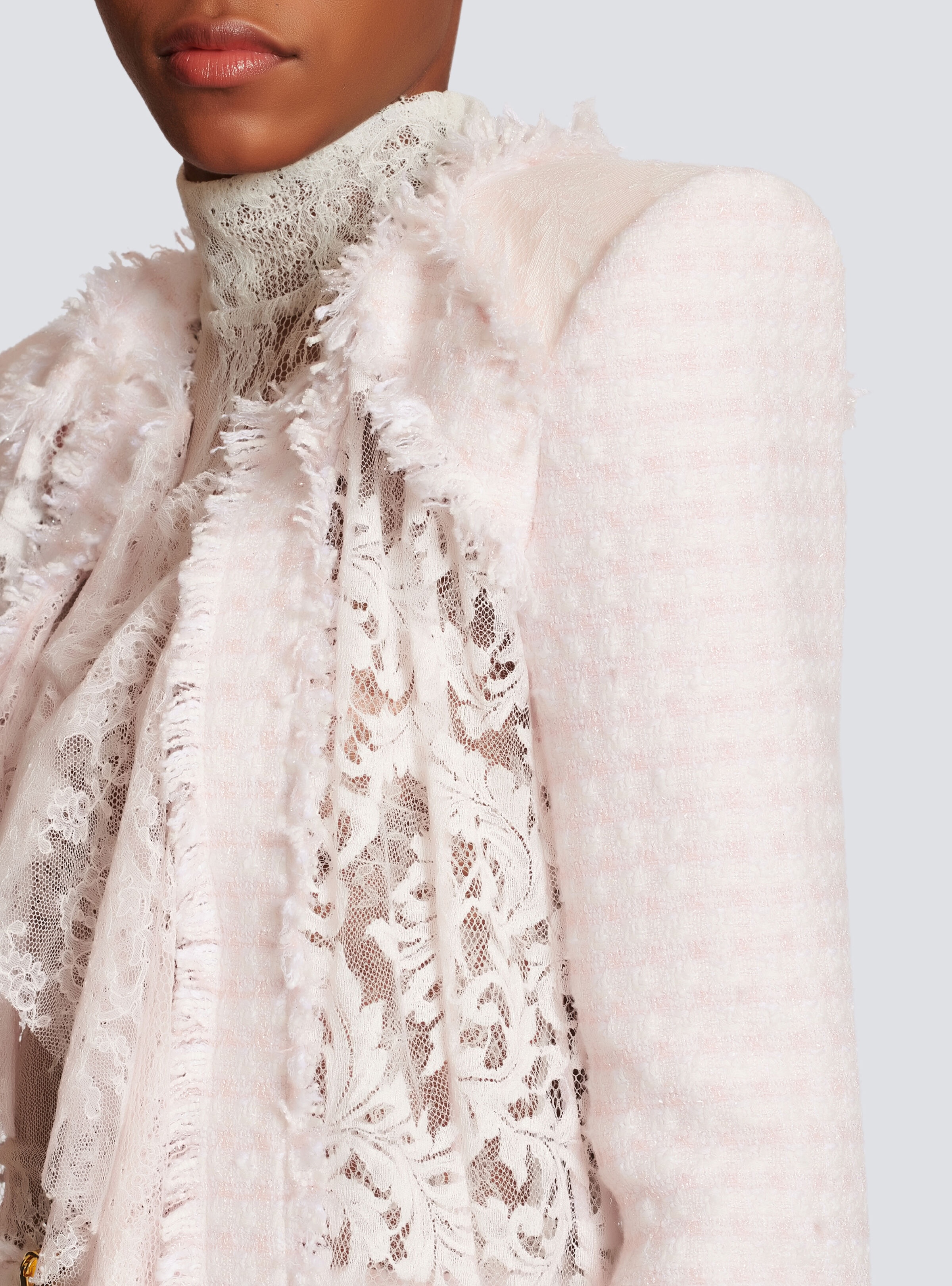 Tweed and lace jacket - 9