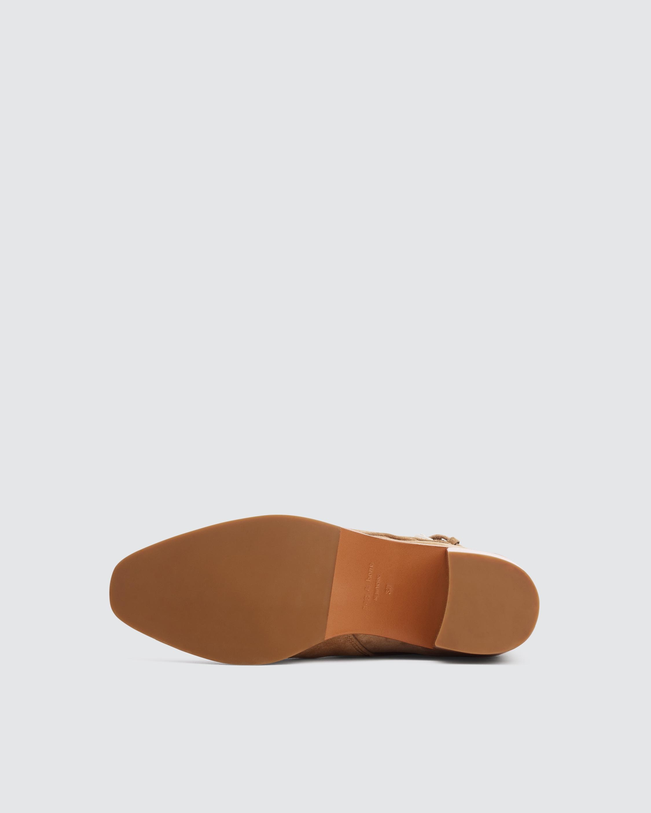 Hazel Buckle Boot - Suede
Chelsea Boot - 5