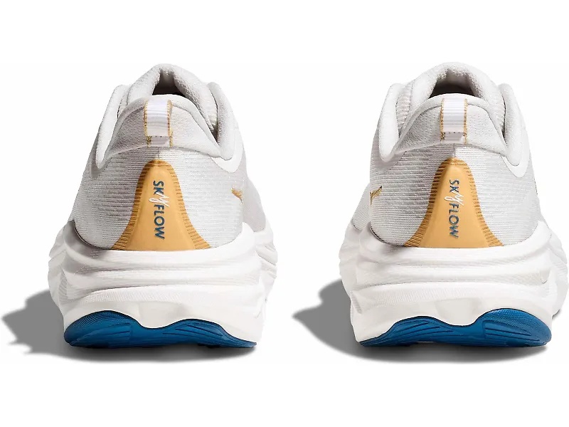 HOKA Skyflow - 5