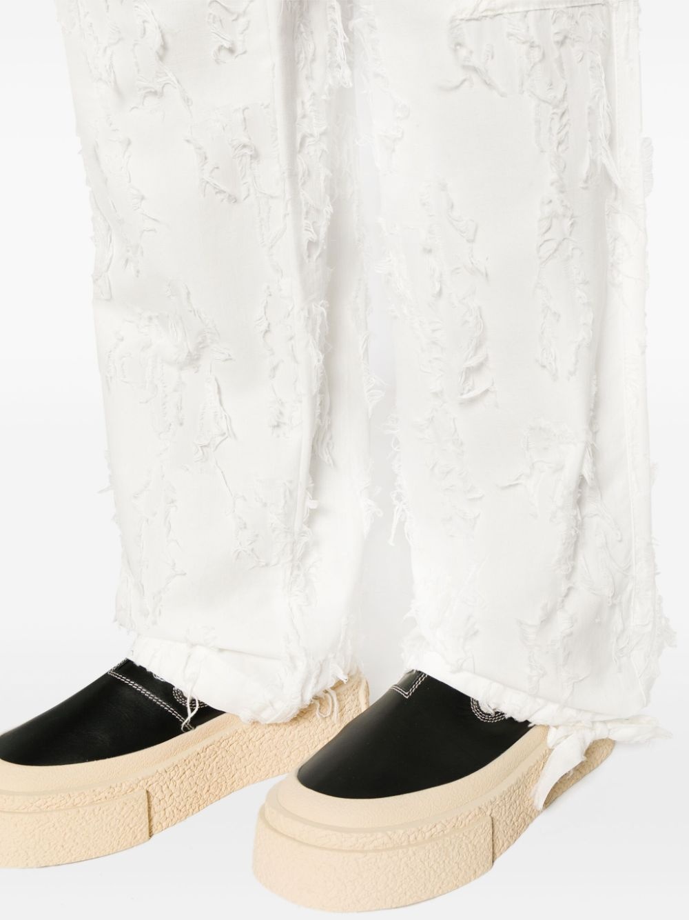 distressed-effect cotton trousers - 5