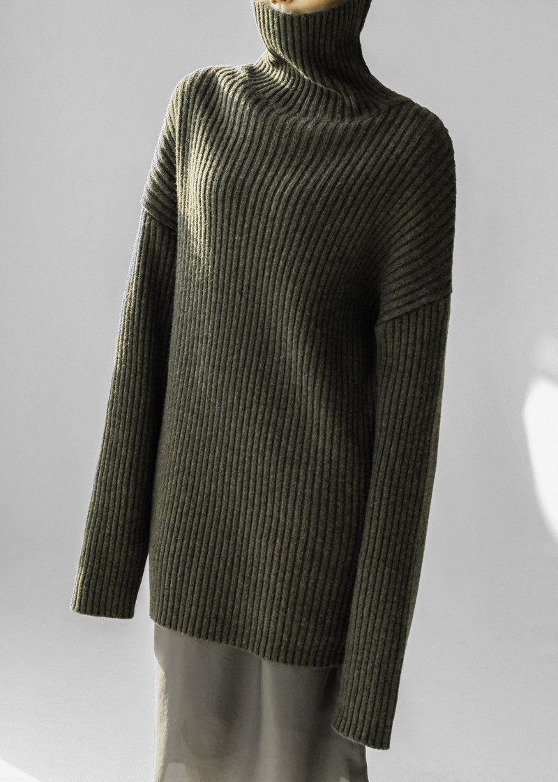 Thelma Ribbed Sweater Dress - Khaki 4