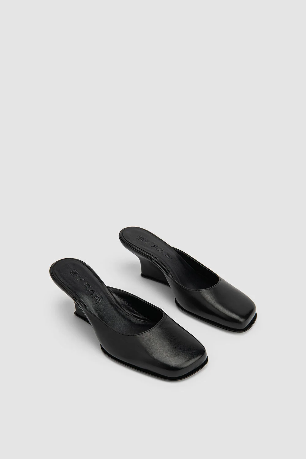 Caroo Closed Toe Leather Mule - 1