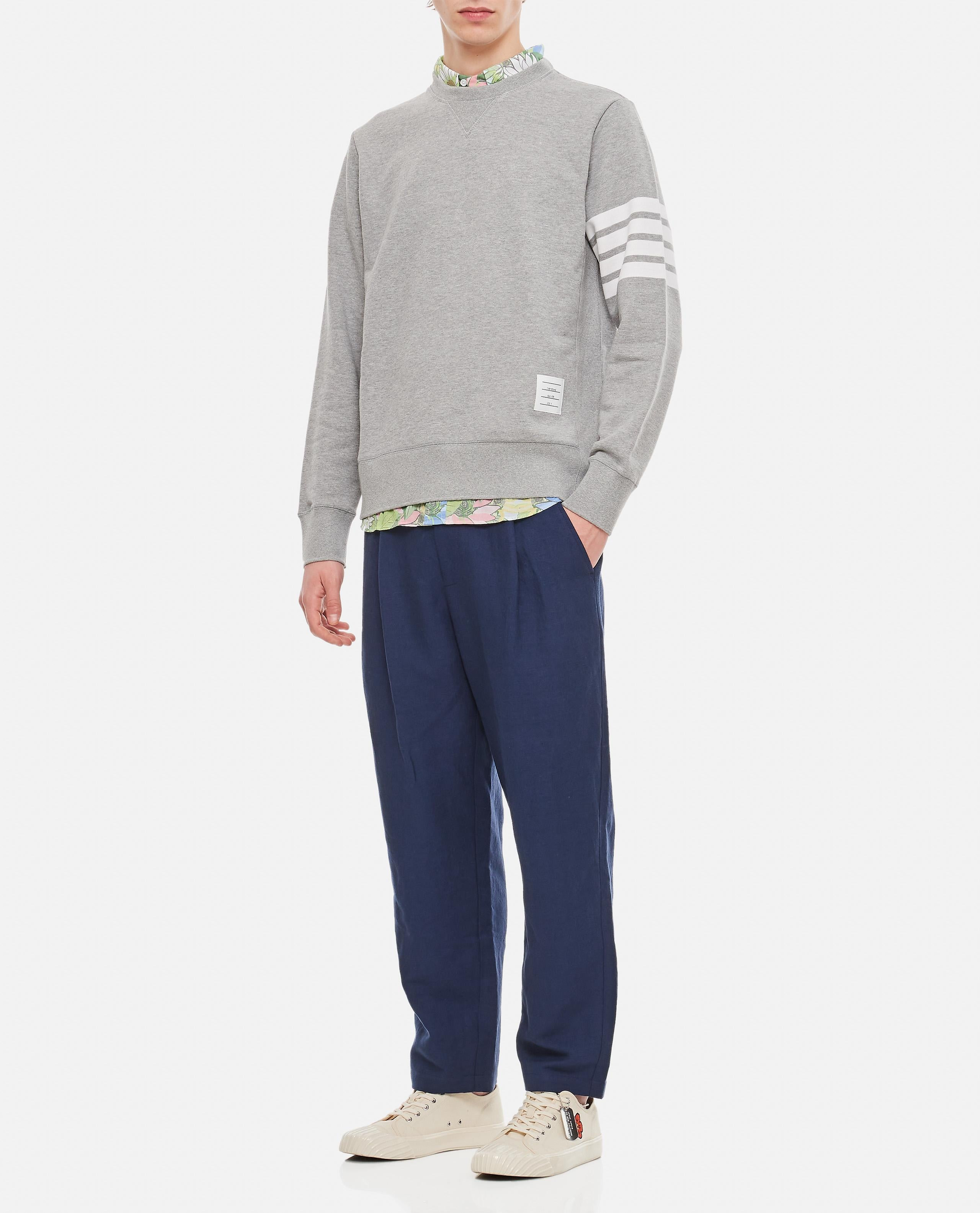 CLASSIC SWEATSHIRT IN CLASSIC LOOPBACK W/ ENGINEERED 4 BAR - 2