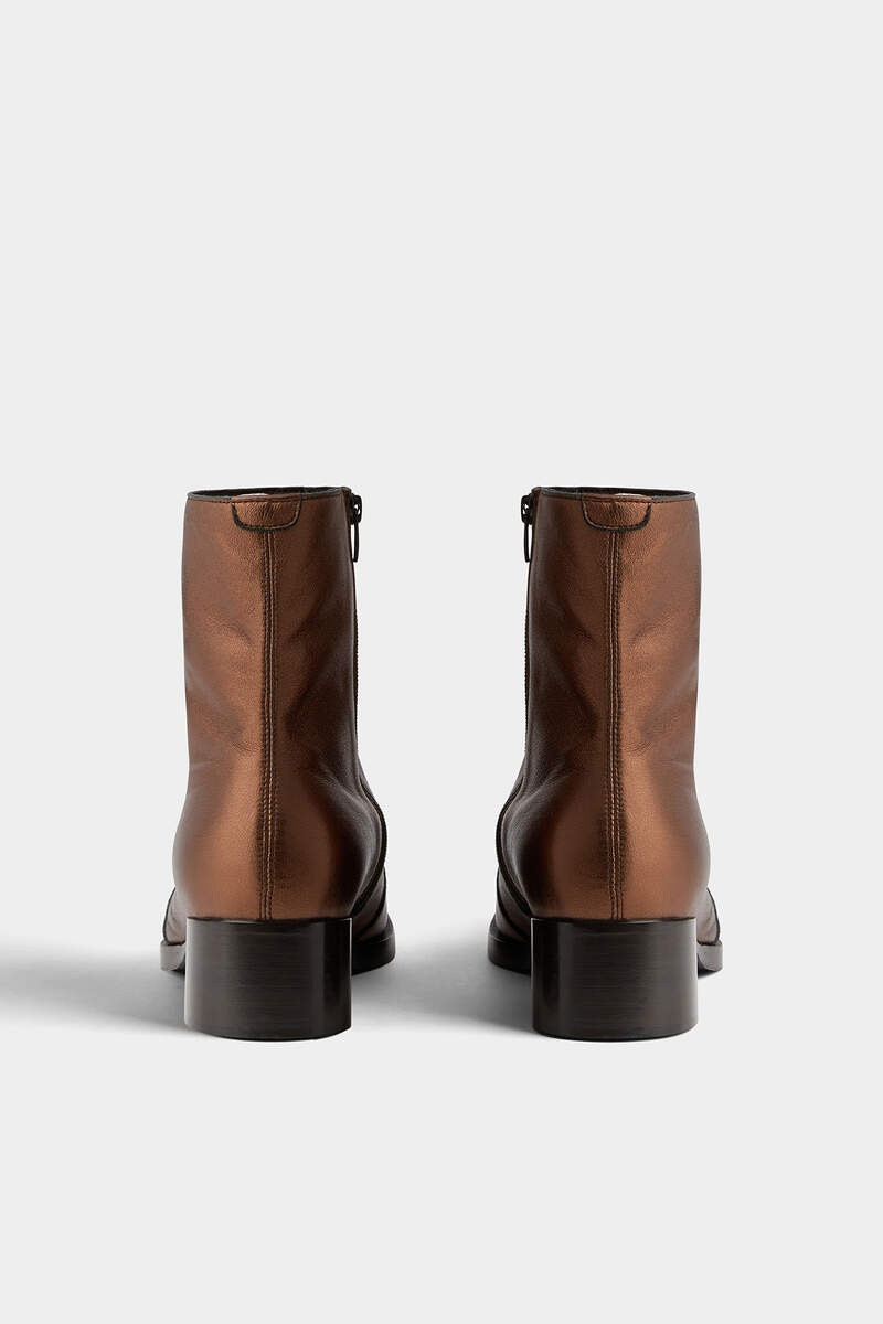 DSQUARED2 VINTAGE ANKLE BOOTS outlook