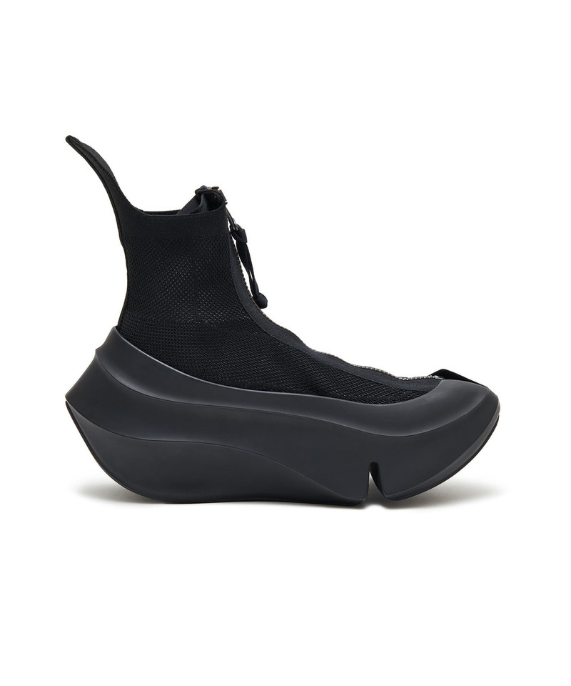 UC2E4F01 4