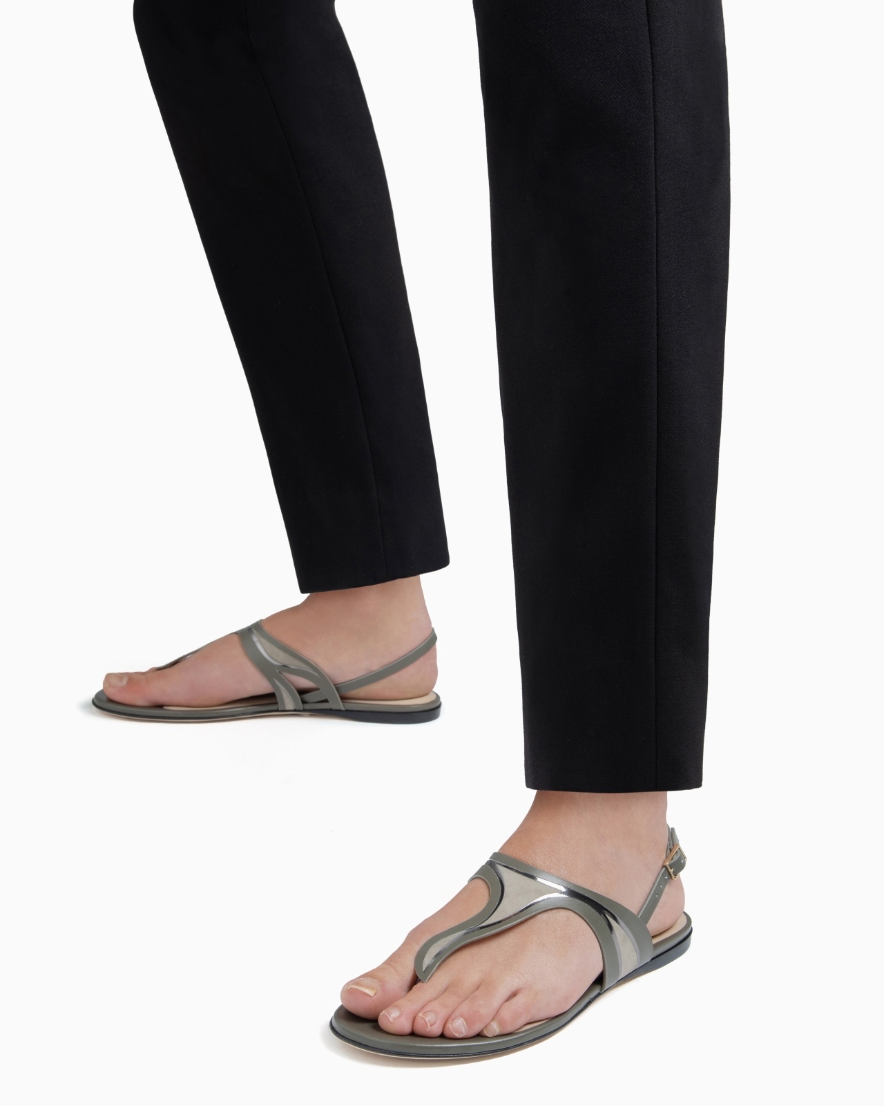 LEATHER AND SUEDE FLAT THONG SANDALS - 7