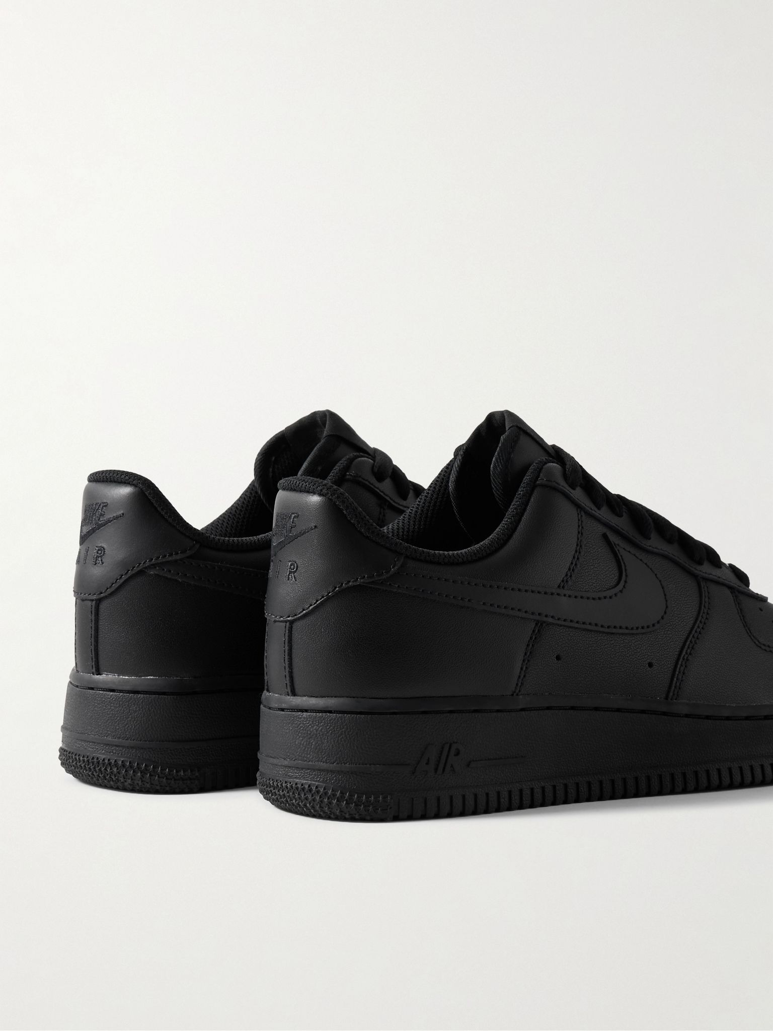 Air Force 1 '07 Leather Sneakers Black - 5
