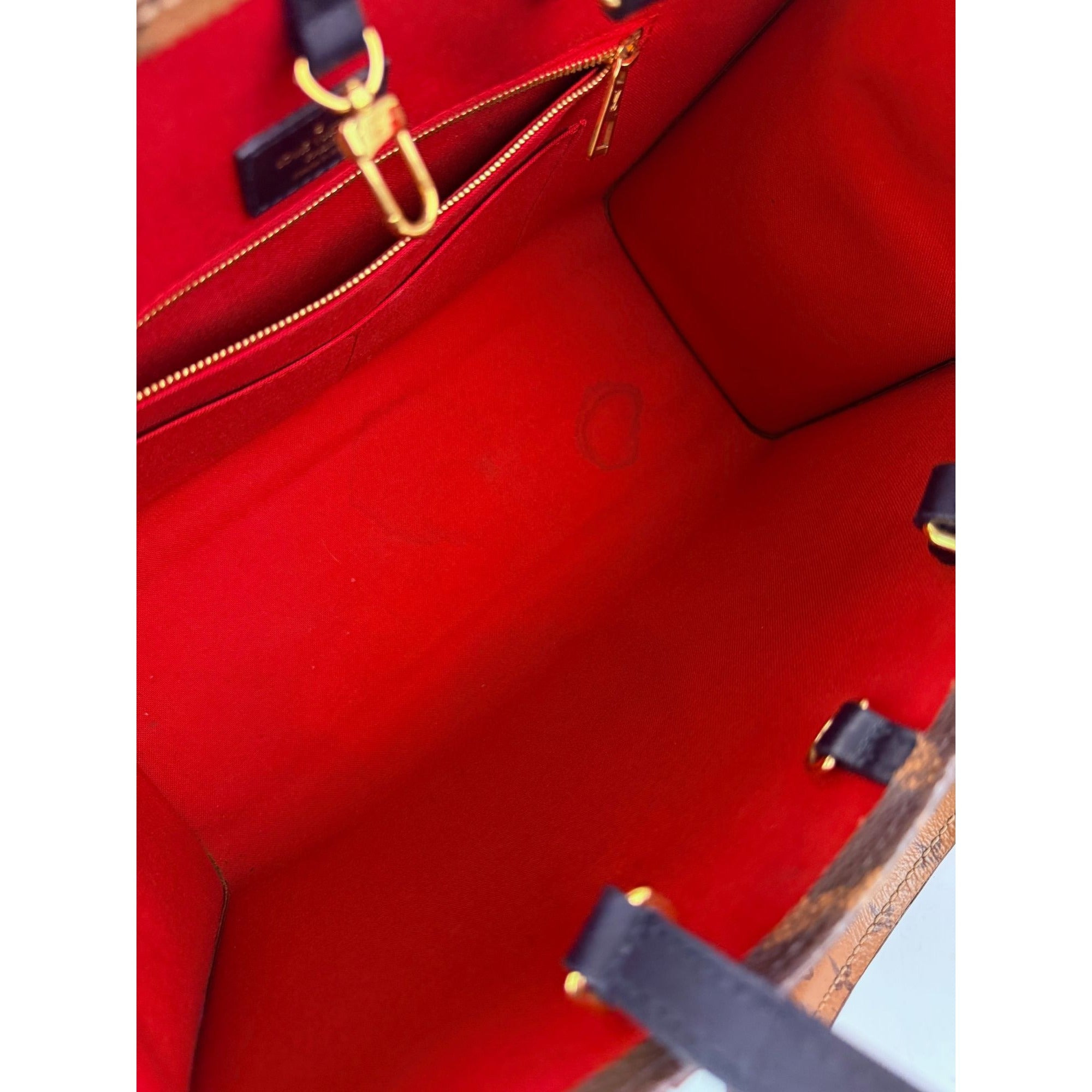 Louis Vuitton ONTHEGO MM Reverse Giant Monogram Tote - 7