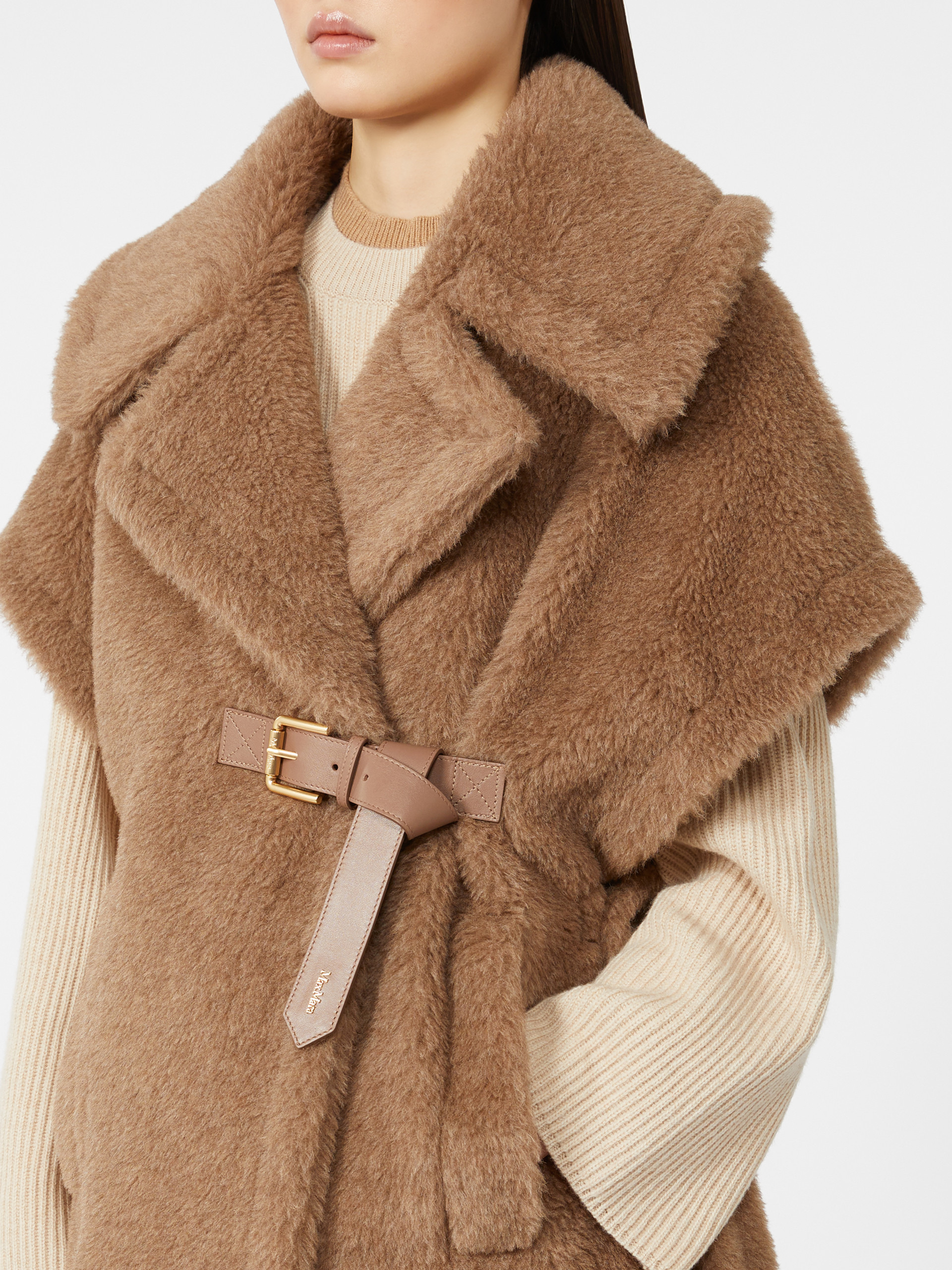 NEWABAVO4 Alpaca and cashmere Teddy cape - 5