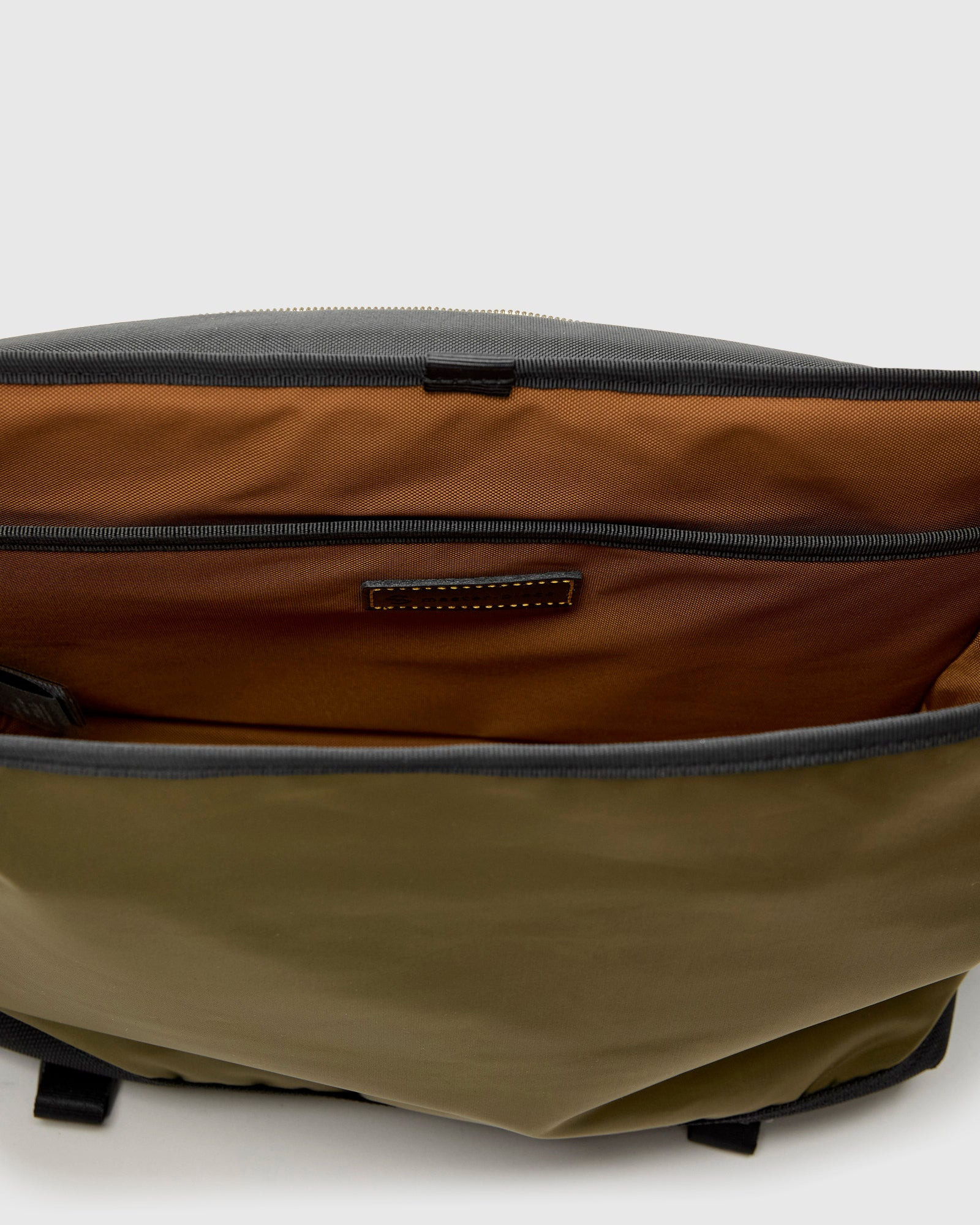 Lightning V2 Messenger Bag in Kahki - 6