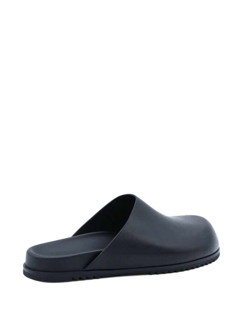 black mules 4