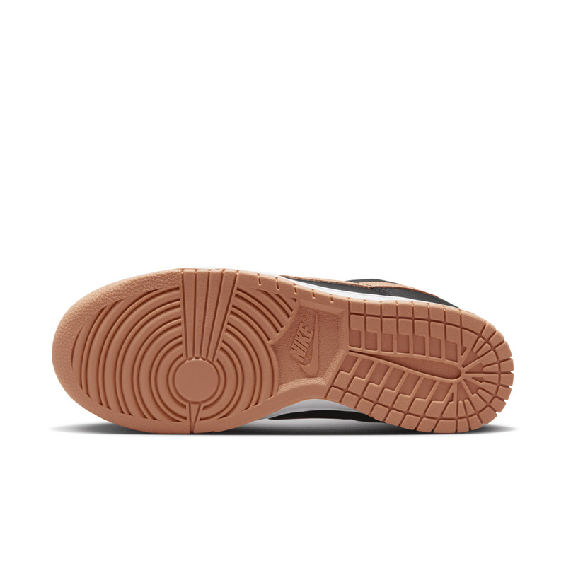 Nike Nike Men's Dunk Low Retro Shoes outlook