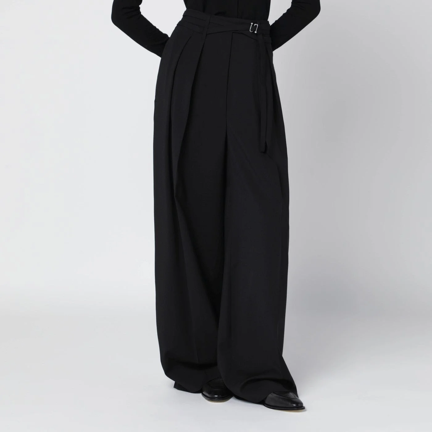 Black wide-leg stretch-wool trousers - 1