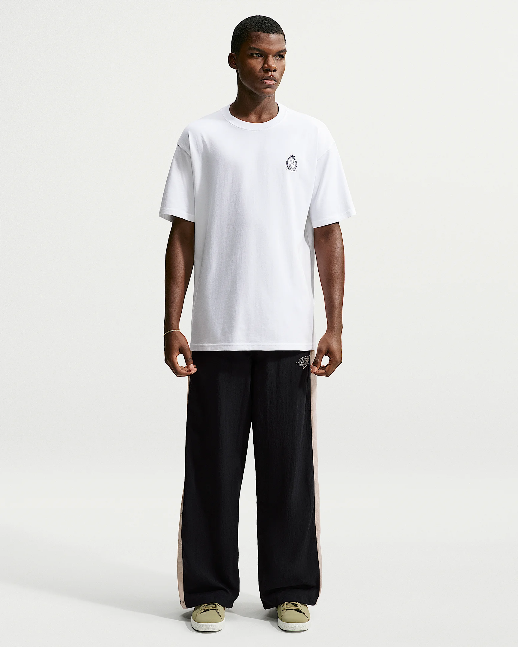 Nike Sportswear Club Men's Track Pants - 1