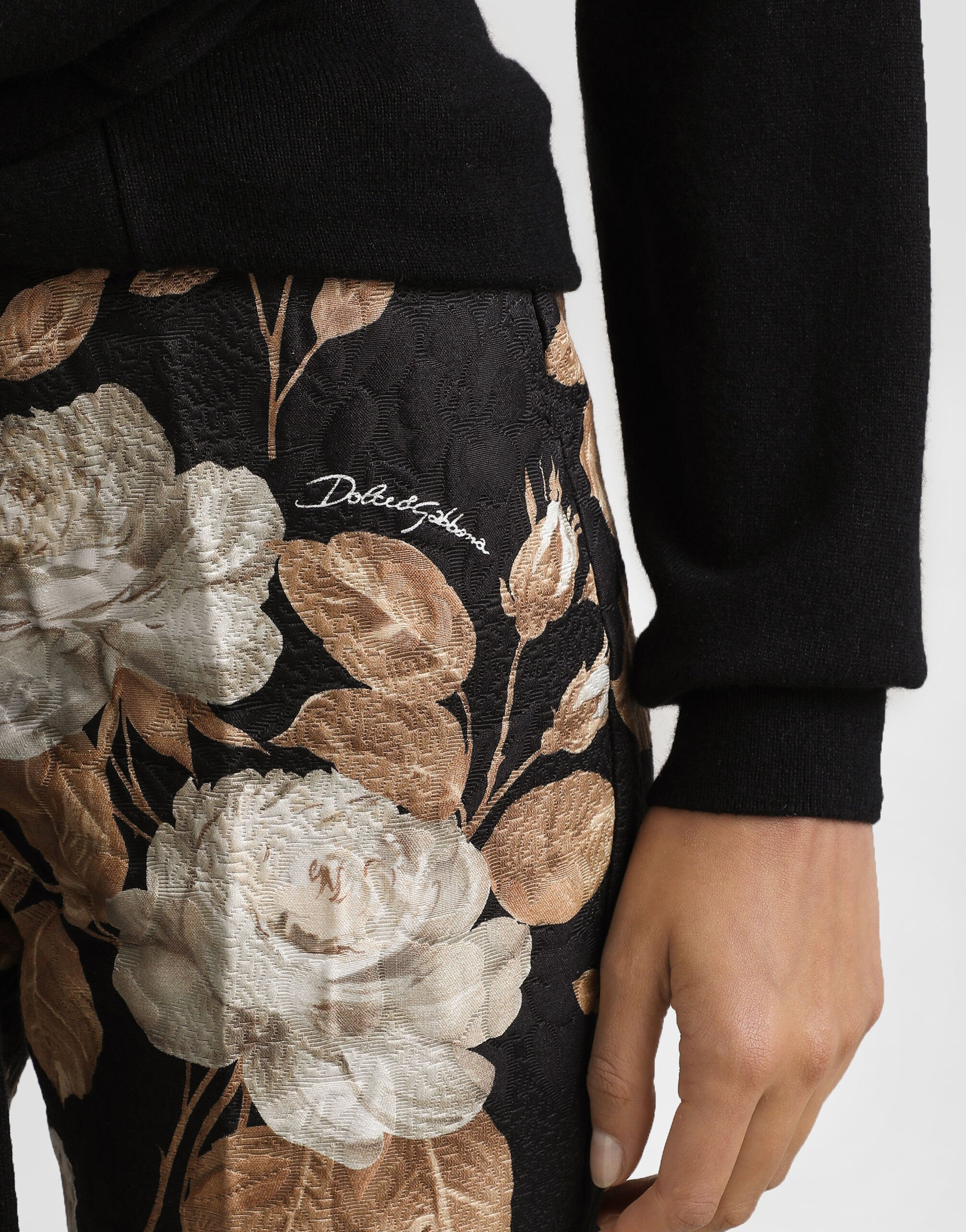 Vintage rose-print brocade trousers - 4