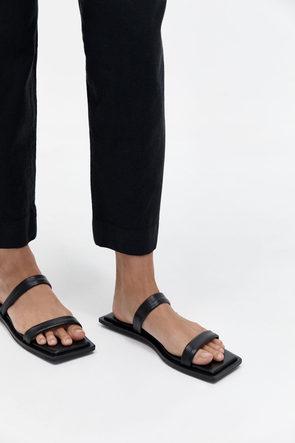 Minimal Two Strap Slide - Black - 3