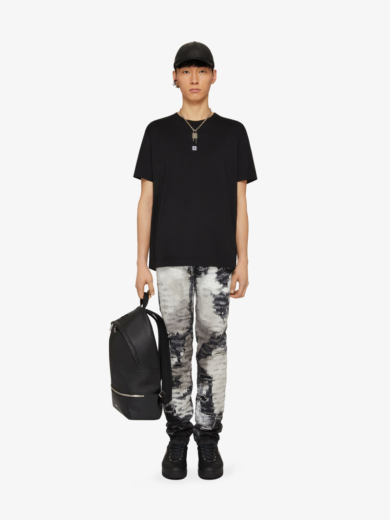 Givenchy T-SHIRT IN JERSEY WITH GIVENCHY 4G EMBROIDERY outlook