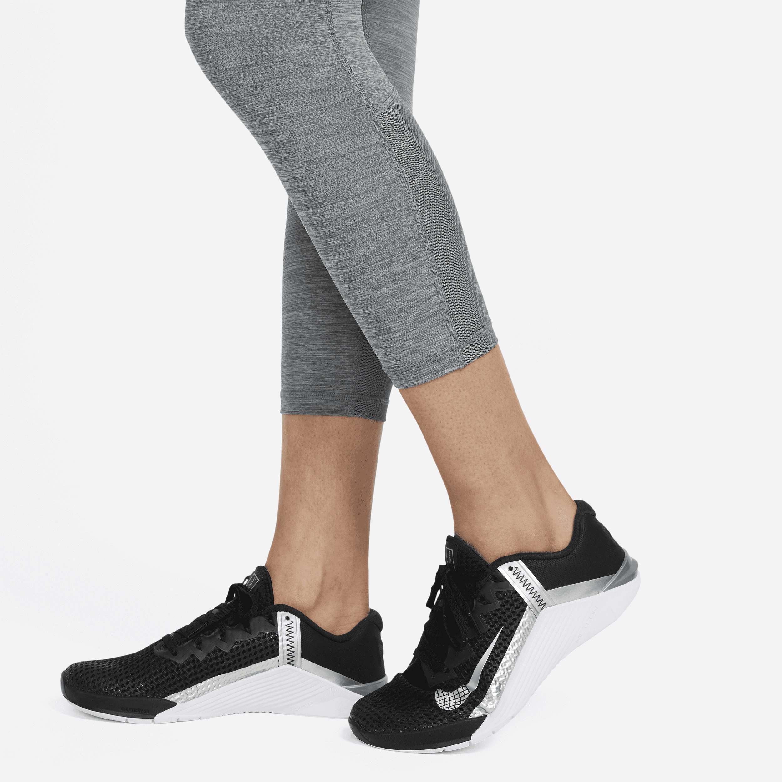 Women's Nike Pro Mid-Rise Crop Mesh Panel Leggings - 6
